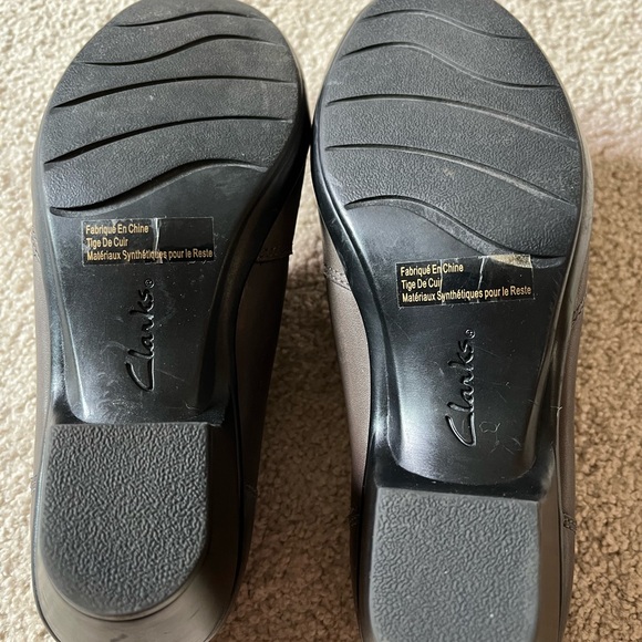 Clarks Women’s Leather Gray/Taupe Heeled Casual Shoes - Picture 4 of 7
